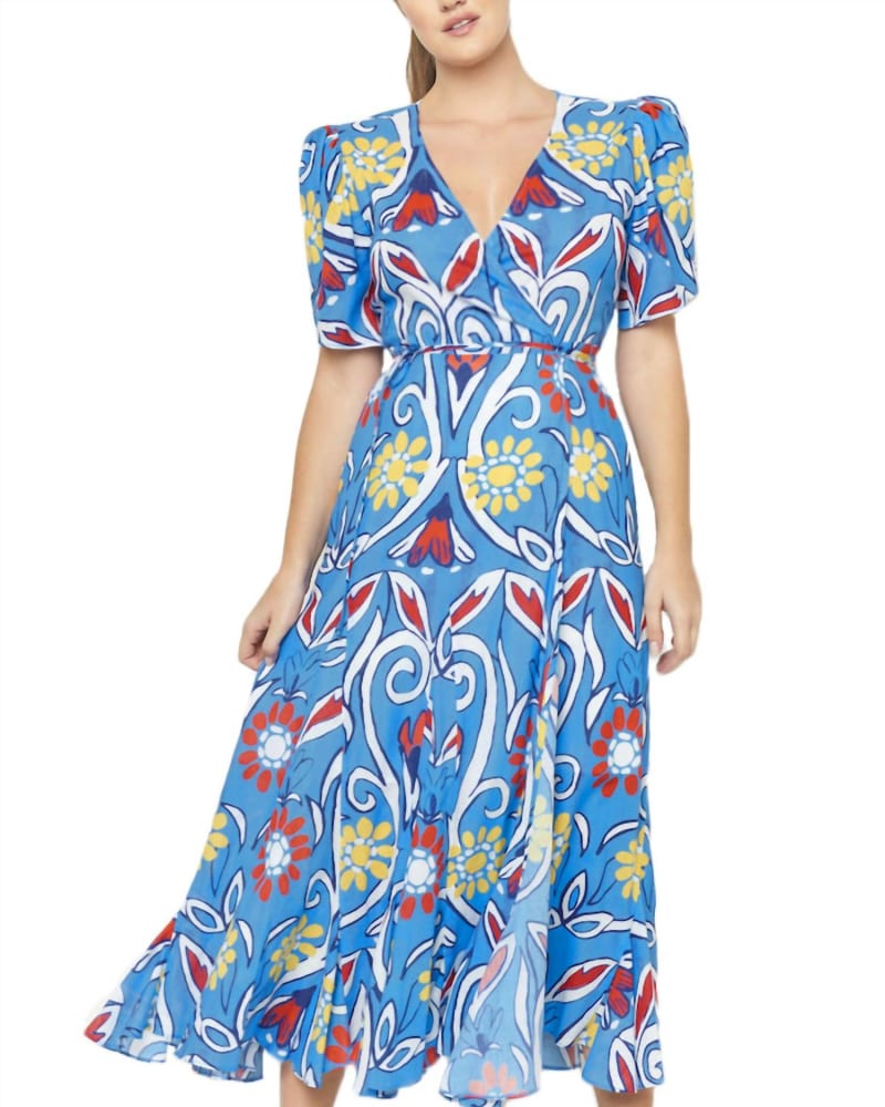 Front of a model wearing a size XL Izula Wrap Dress Roco Celeste In Blue Multi in Blue Multi by De Loreta. | dia_product_style_image_id:342370